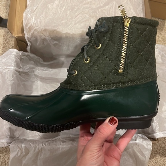 (NWT) Saltwater Women’s Wool Green Quilted Waterproof Boot - Picture 10 of 15